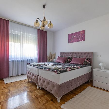 Apartman Marta I Soba Maja Gradiste Eksteriør bilde